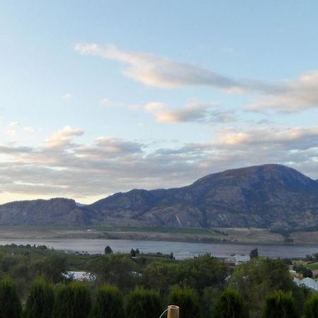 Shiraz Villa Osoyoos Eksteriør billede