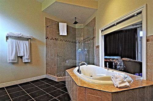 Shiraz Villa Osoyoos Eksteriør billede