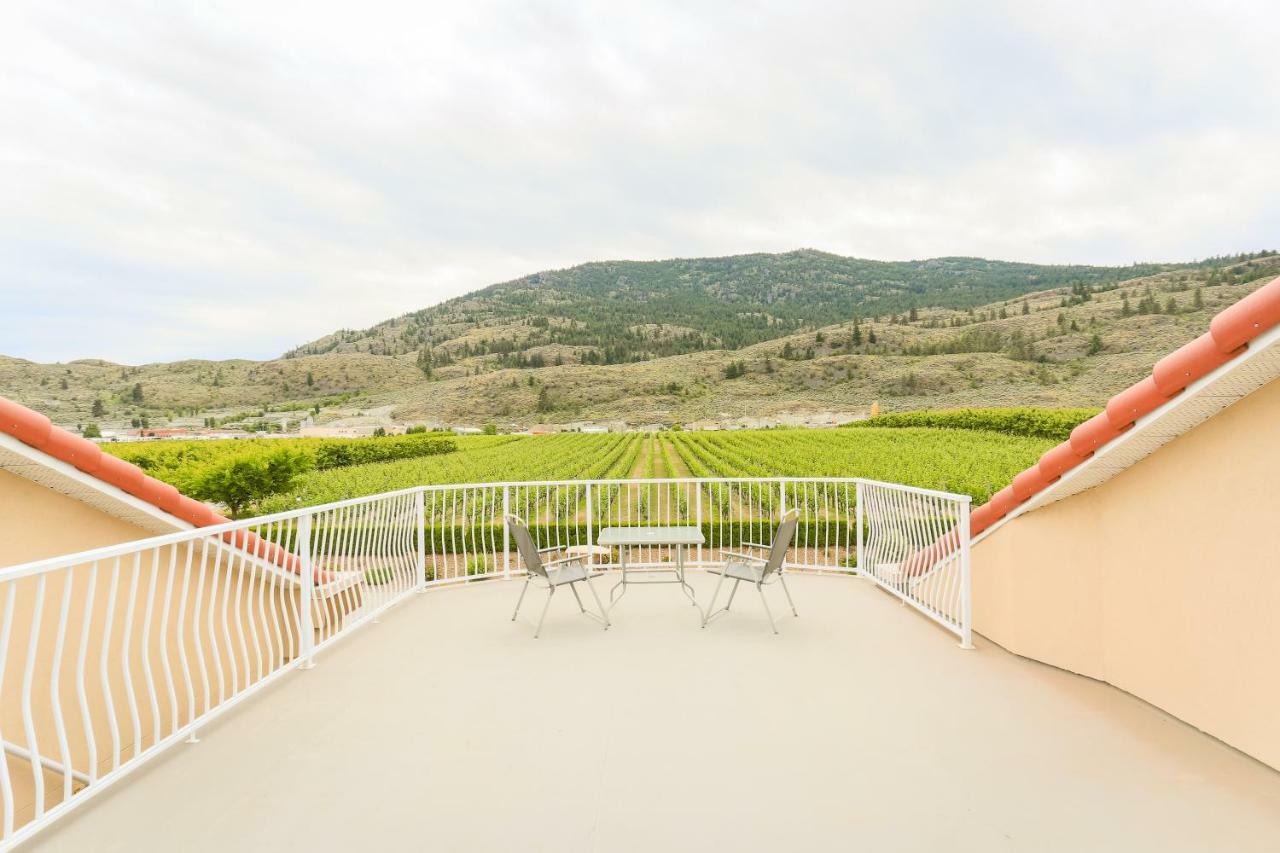 Shiraz Villa Osoyoos Eksteriør billede
